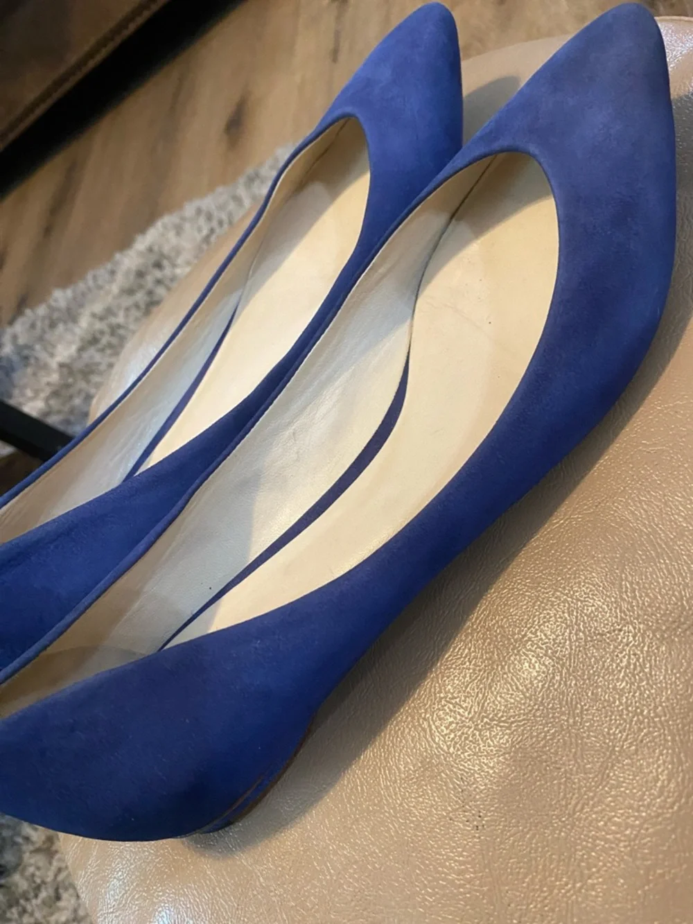 Alexandre Birman Royal Blue Suede Pointed-Toe Flats size 7.5 - Picture 4 of 8